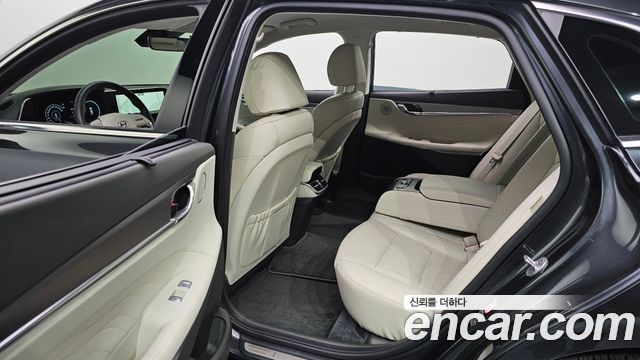 Hyundai Grandeur 2023 — photo 18