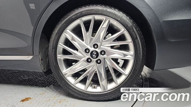 Hyundai Grandeur 2023 — photo 7