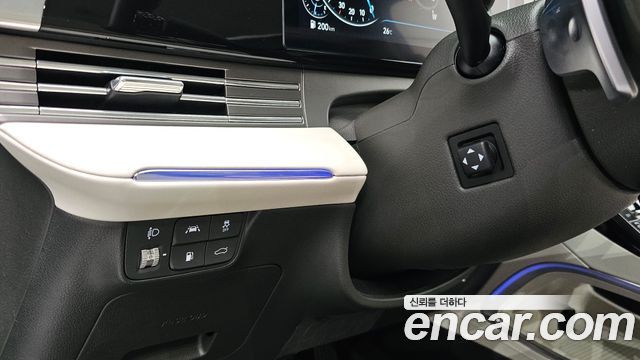 Hyundai Grandeur 2023 — photo 28