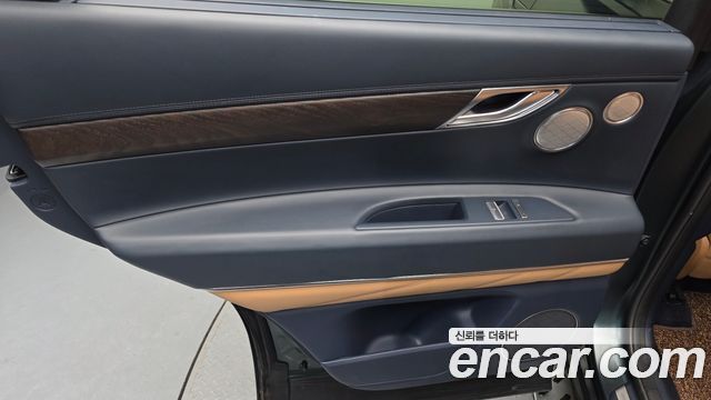 Genesis GV80 2020 — photo 15
