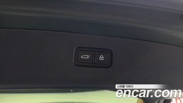 Genesis GV80 2020 — photo 31