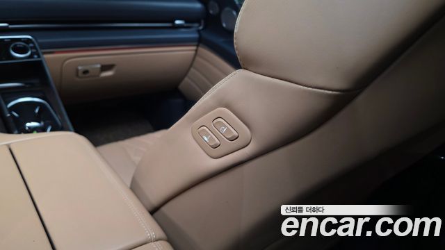 Genesis GV80 2020 — photo 32