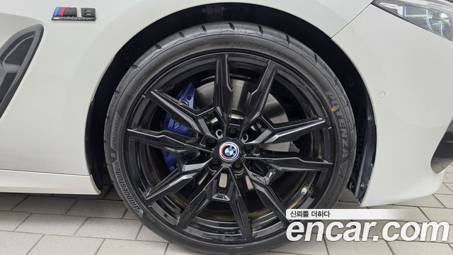 BMW 8-Series 2022 — photo 7