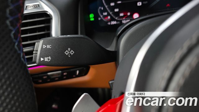 BMW 8-Series 2022 — photo 27