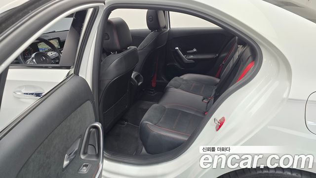 Mercedes-Benz A-Class 2023 — photo 17
