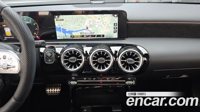 Mercedes-Benz A-Class 2023 — photo 18