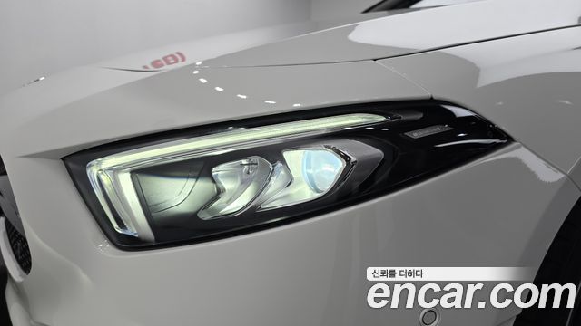 Mercedes-Benz A-Class 2023 — photo 8