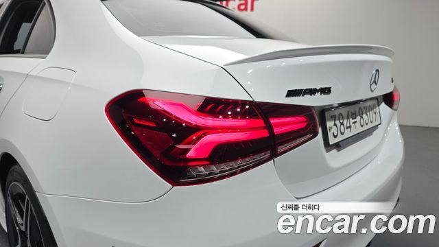 Mercedes-Benz A-Class 2023 — photo 9