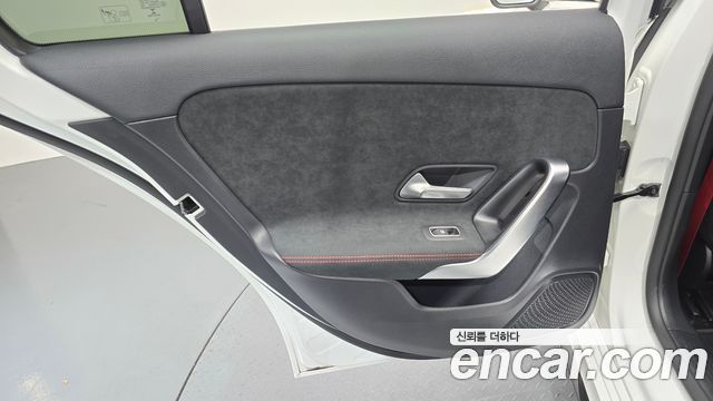 Mercedes-Benz A-Class 2023 — photo 15