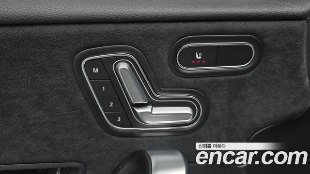 Mercedes-Benz A-Class 2023 — photo 31