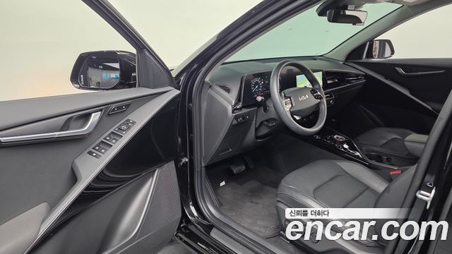 Kia Niro 2024 — photo 13