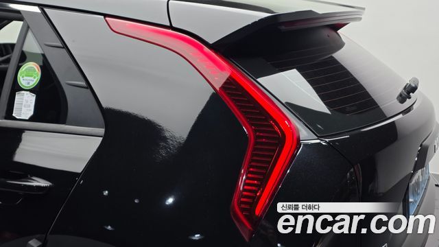 Kia Niro 2024 — photo 9