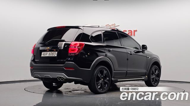 Chevrolet Korea Captiva 2018 — photo 2