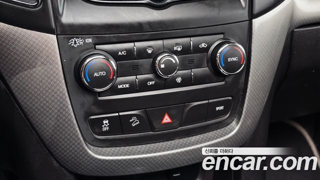 Chevrolet Korea Captiva 2018 — photo 27