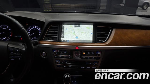 Hyundai Genesis 2016 — photo 14