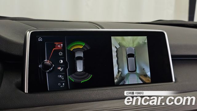 BMW X5 2017 — photo 15