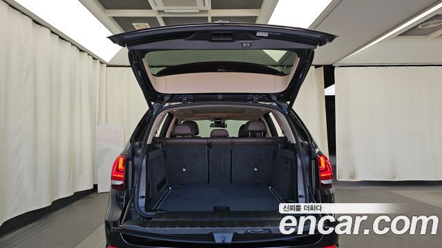BMW X5 2017 — photo 20