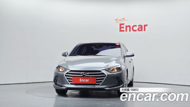 Hyundai AVANTE 2017 — photo 3