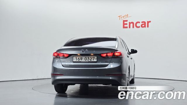 Hyundai AVANTE 2017 — photo 4