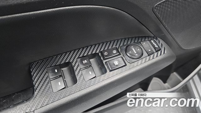 Hyundai AVANTE 2017 — photo 29