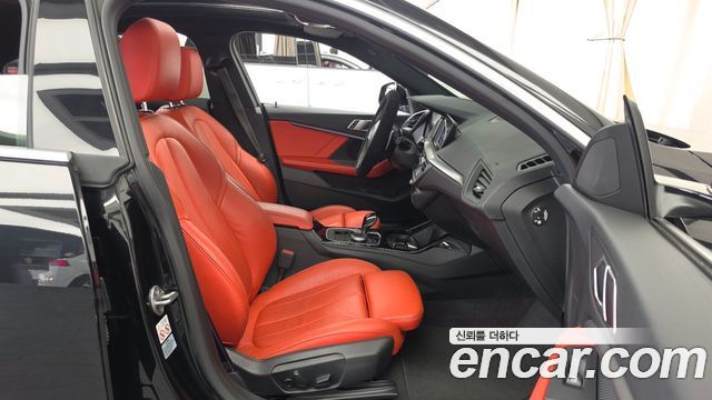 BMW 2-Series 2022 — photo 17