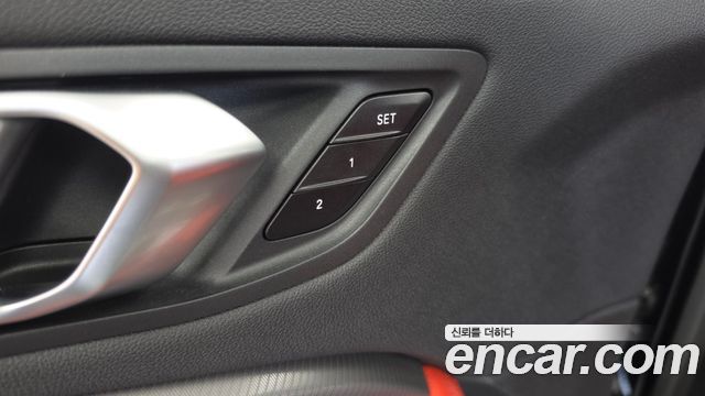 BMW 2-Series 2022 — photo 28