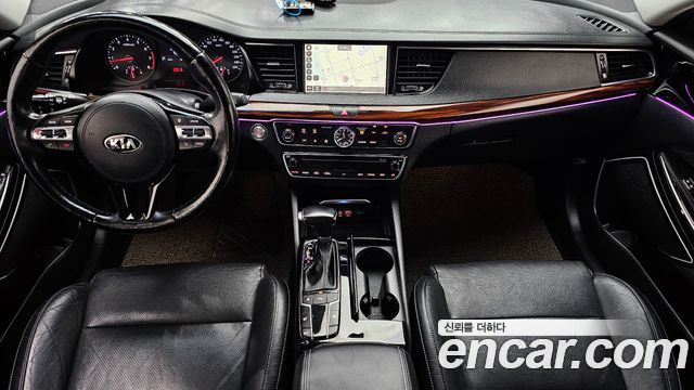 Kia K7 2016 — photo 10