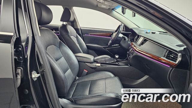 Kia K7 2016 — photo 17