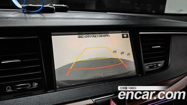 Kia K7 2016 — photo 21