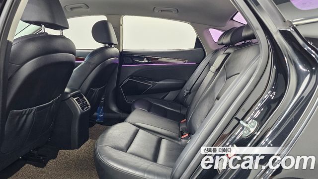 Kia K7 2016 — photo 16