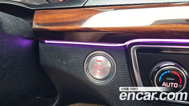 Kia K7 2016 — photo 27