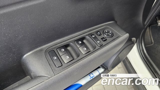 Hyundai Casper 2023 — photo 32