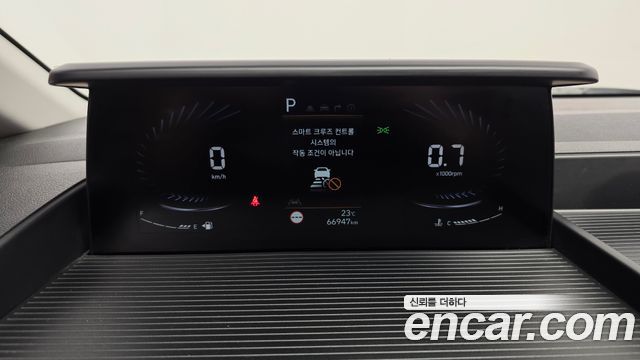 Hyundai Staria 2022 — photo 11