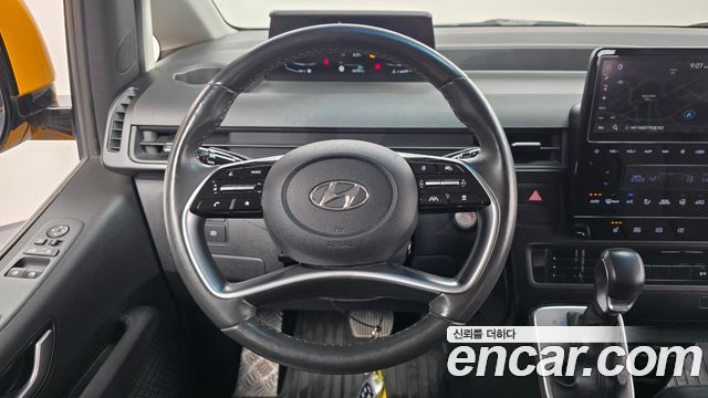 Hyundai Staria 2022 — photo 19