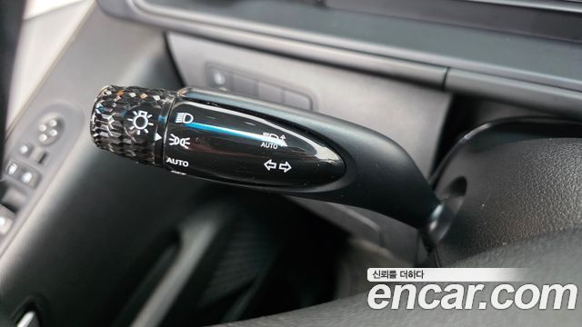 Hyundai Staria 2022 — photo 29