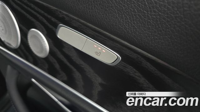 Mercedes-Benz E-Class 2020 — photo 30