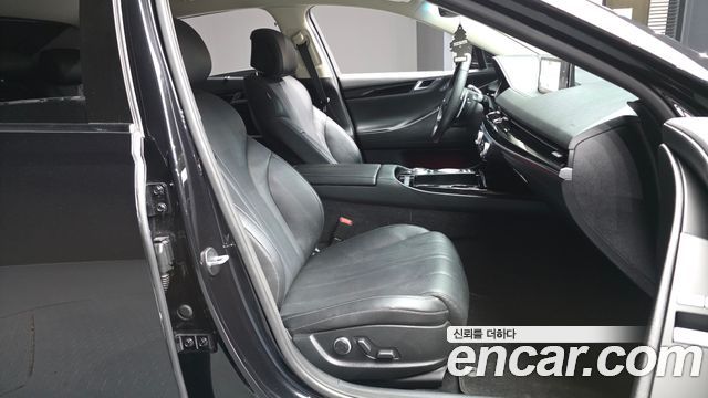 Genesis G80 2022 — photo 17