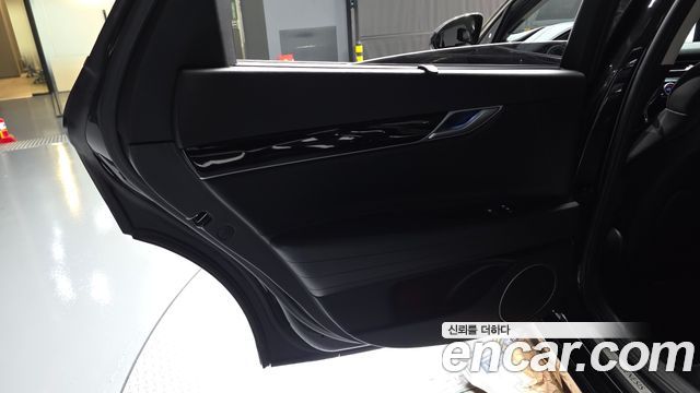 Genesis G80 2022 — photo 15