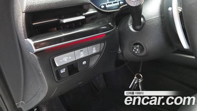 Genesis G80 2022 — photo 27