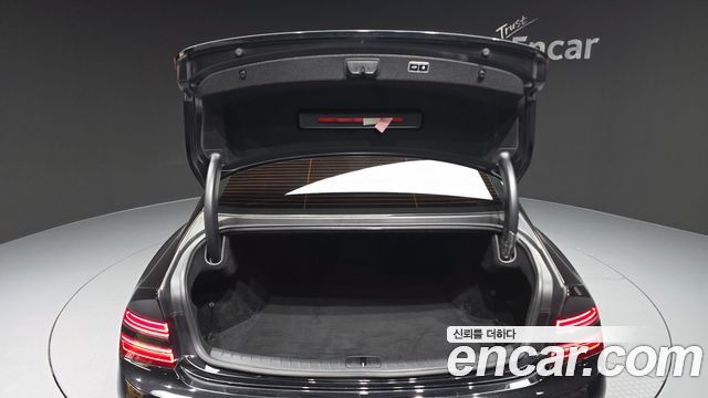Genesis G80 2022 — photo 31