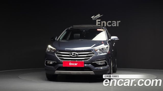 Hyundai Santafe 2018 — photo 3