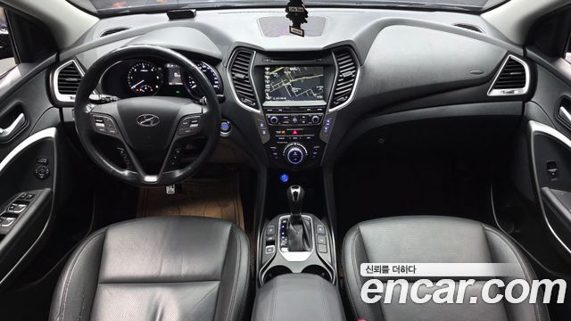 Hyundai Santafe 2018 — photo 10