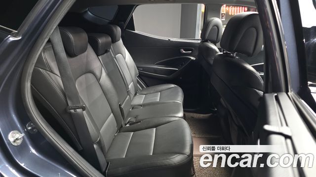 Hyundai Santafe 2018 — photo 18