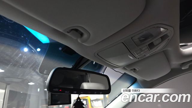 Hyundai Santafe 2018 — photo 24