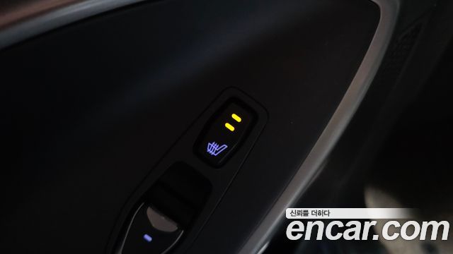 Hyundai Santafe 2018 — photo 25