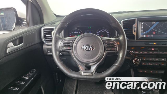 Kia Sportage 2016 — photo 13