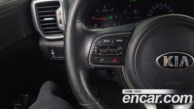 Kia Sportage 2016 — photo 17