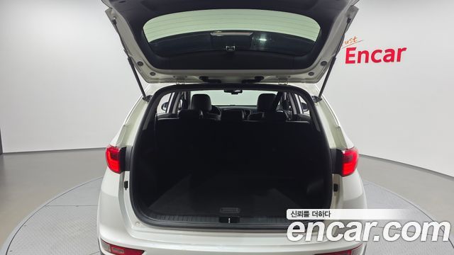 Kia Sportage 2016 — photo 20