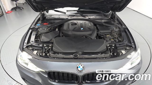 BMW 3-Series 2017 — photo 6