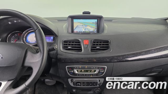 Renault Korea SM3 2015 — photo 14